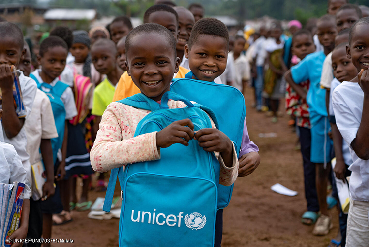 Nemnormális útjaim - UNICEF
